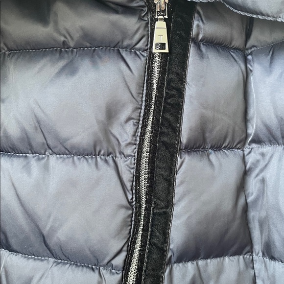 Tahari Midnight Blue Puffer Jacket NWOT - Picture 4 of 12